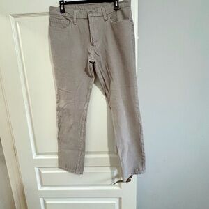 Levi's Men's Corduroy Pants in Light Gray